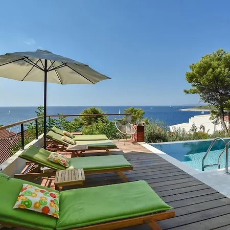 4 Bedrooms Villa Hvar Located 100M From The Sea And 1,5 Km From Hvar Old Town Hvar Town Exterior photo