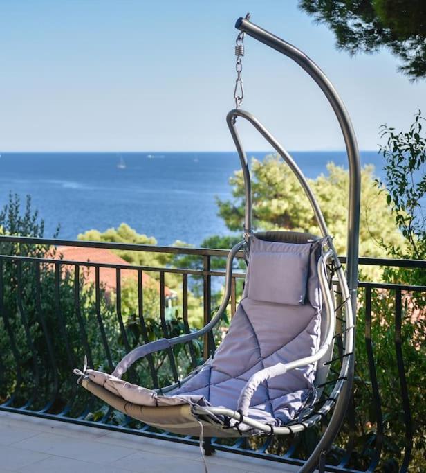 4 Bedrooms Hvar Located 100m From The Sea And 1,5 Km From Hvar Old Town Villa *
